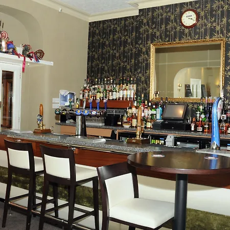 ハンディス ヒル ホテル 3*