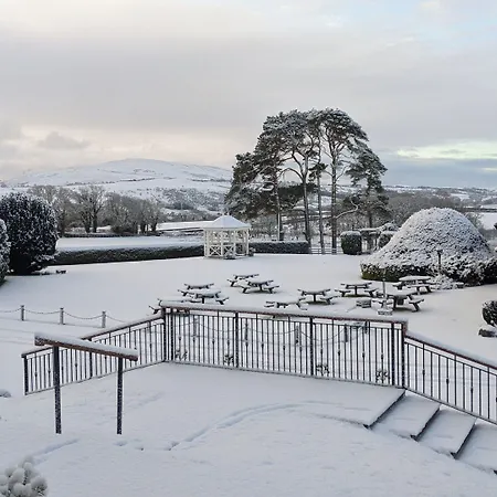 ハンディス ヒル ホテル