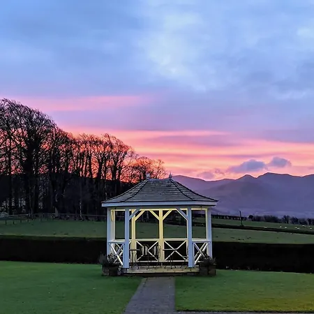 ハンディス ヒル ホテル