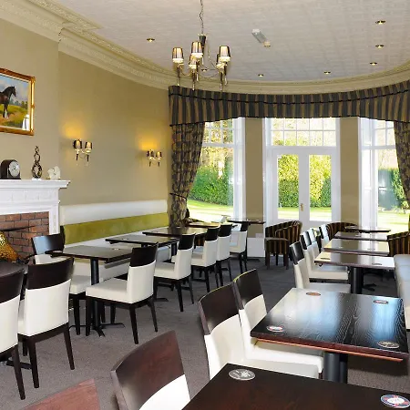 ホテル ハンディス ヒル 3*